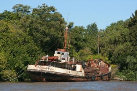 Eines von vielen Schiffswracks